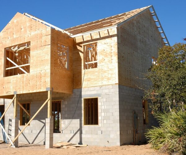 Les étapes clés d&rsquo;un chantier de maison à Bourgoin-Jallieu